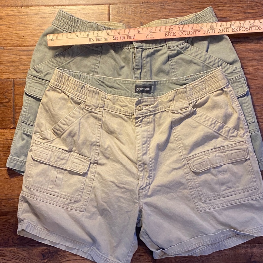 Lot of 2 -St. John's Bay Men's Cargo Shorts in Tan and Green